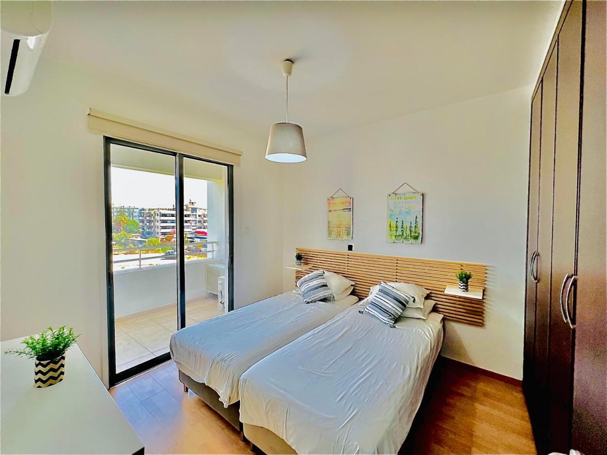 Lara 303 Appartement Larnaca Buitenkant foto